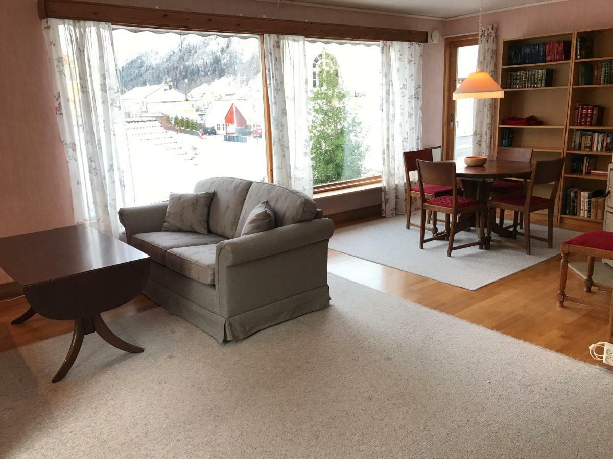 Holiday home Holmen 2 *